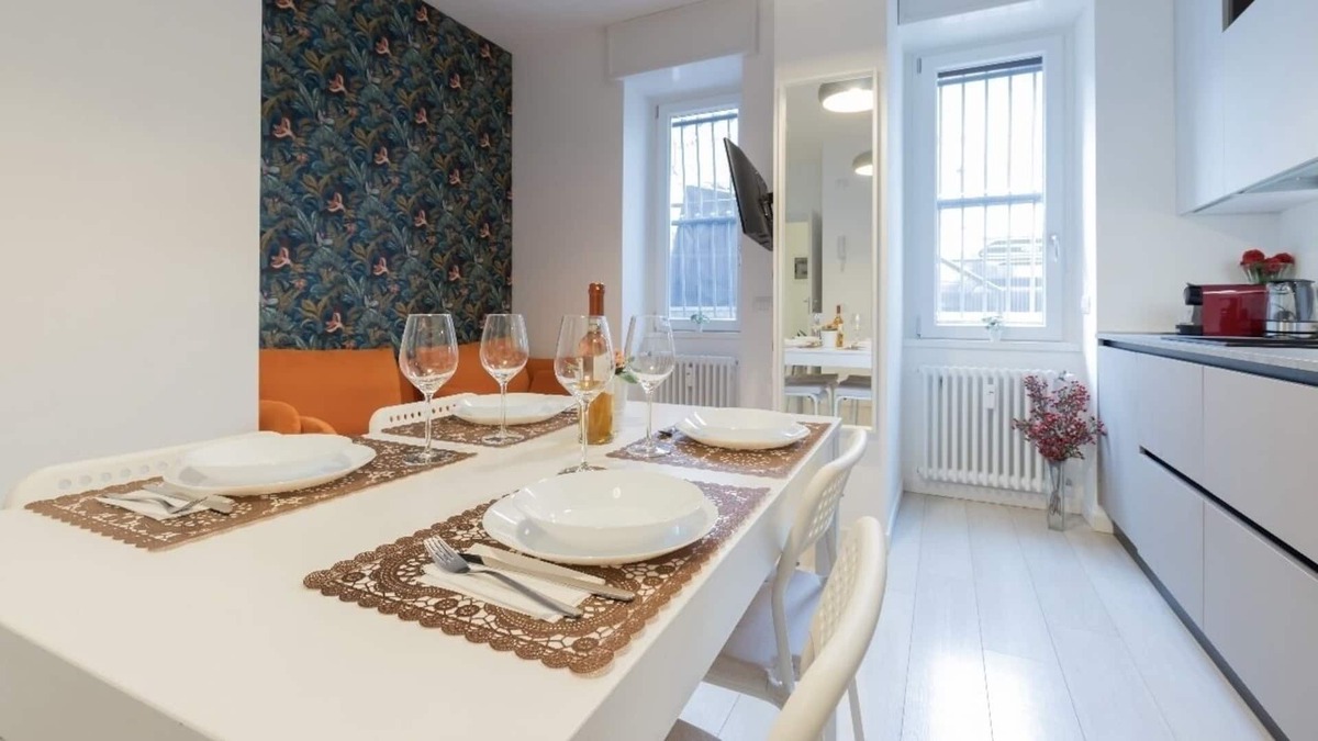 Binda Apartment | Apartment 'Metro-navigli-universita' with Shared Garden, Wi-Fi and Air Conditioning