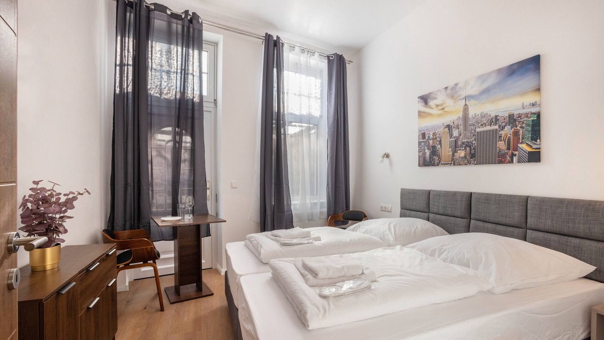 St Lorenz Apartment | Apartment 'Mit 2 Schlafzimmern 2' with Balcony and Wi-Fi