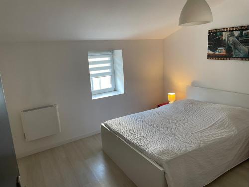 Montmerle-sur-Saone Apartment | Apartment Montmerle centre, 10 minutes Belleville