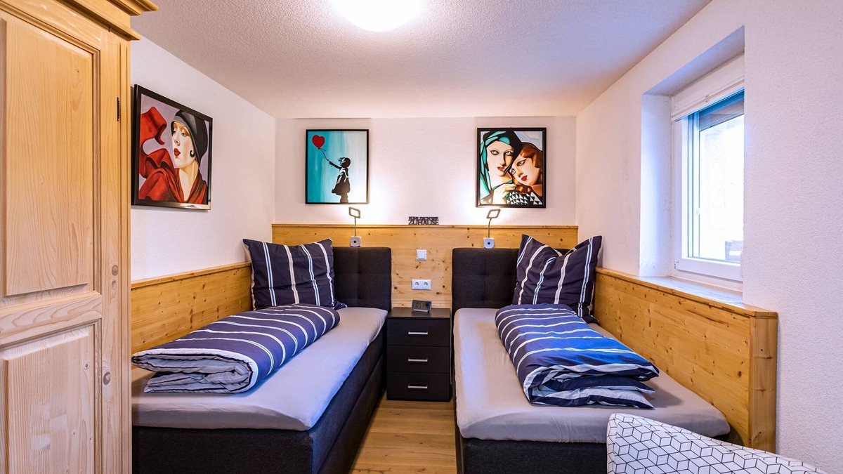 Kinzigtal Apartment | Apartment 'Morgensonne' with Mountain View and Wi-Fi