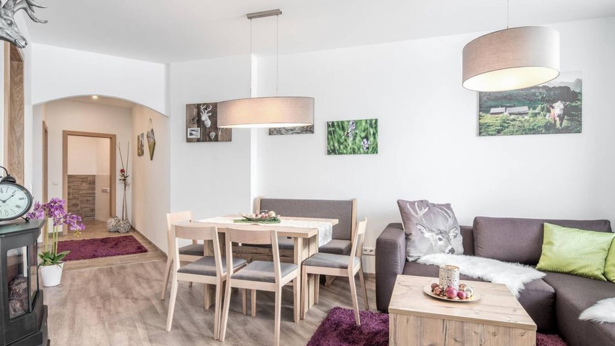 Weisspriach Bed & Breakfast | Apartment mountain panorama - Chalet village Fanningberg