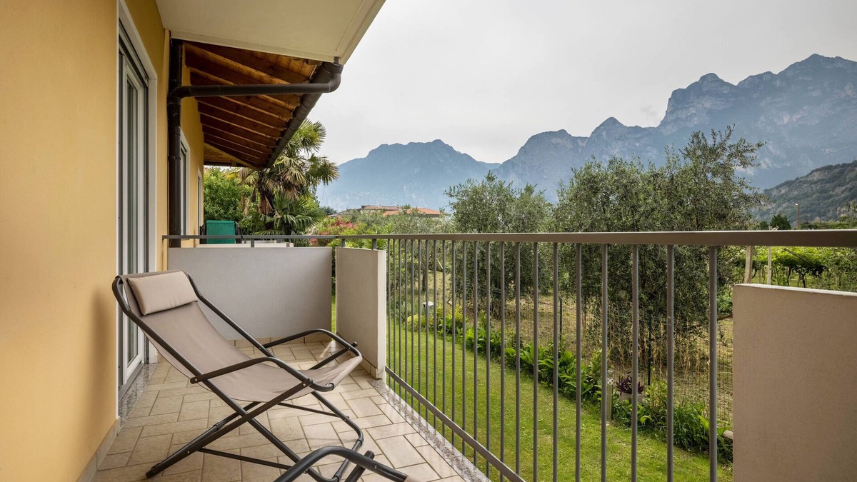 Torbole sul Garda Apartment | Apartment 'N2 Appartamento Rosa' with Mountain View, Shared Garden and Balcony