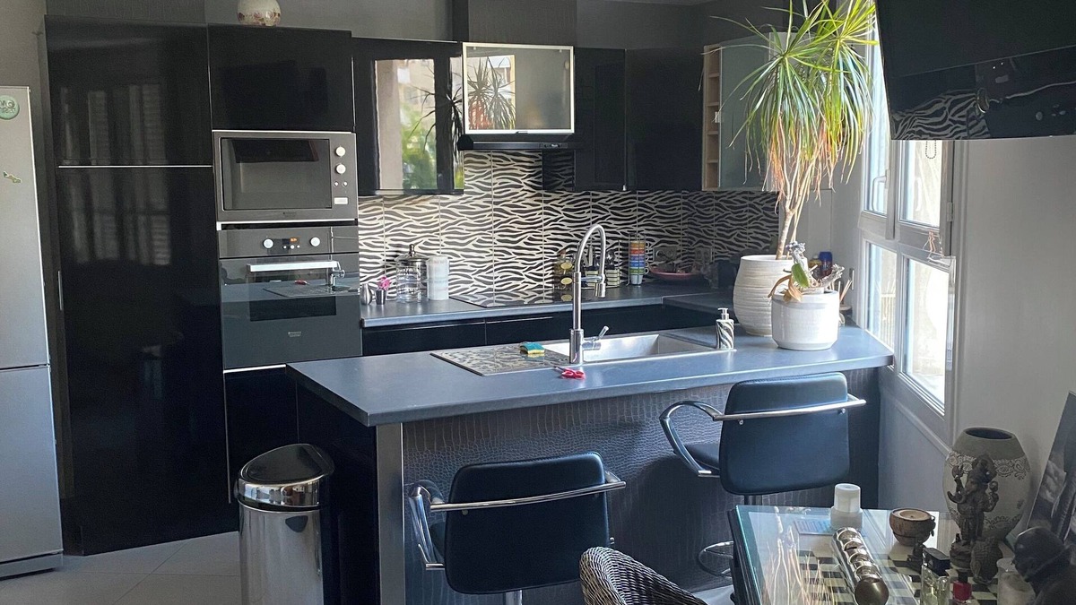 Centre Apartment | Apartment Nanterre ville proximity RER (1min) 40 m2 2 persons