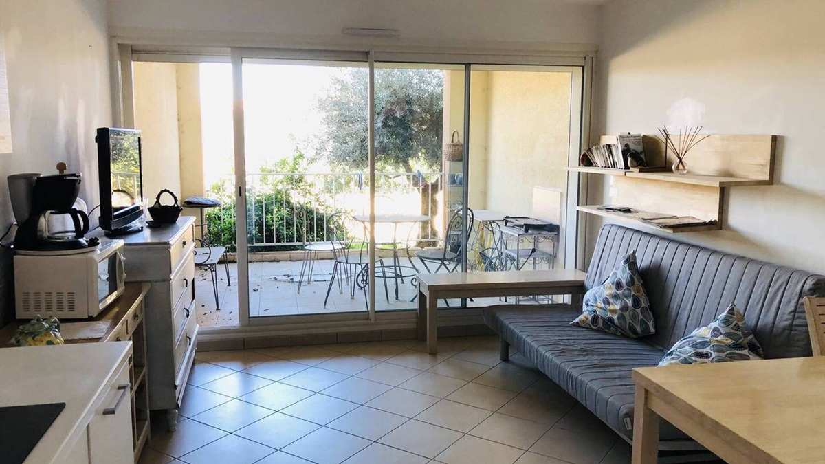 L'Ile-Rousse Apartment | Apartment near downtown - Ile Rousse - F2 Eucalyptus
