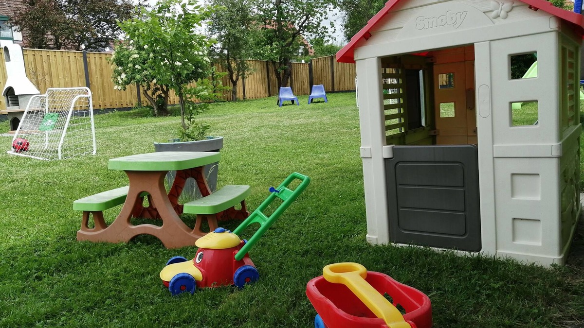 Burgau Apartment | Apartment near Günzburg and Legoland®