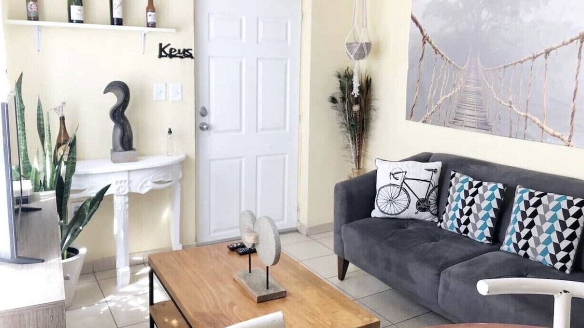 Zamora Apartment | Apartment Near Main Plaza w/DISNEY+, NETFLIX & MORE!