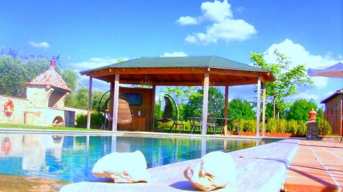 Sovicille Apartment | Apartment near Siena surrounded by nature with swimming pool