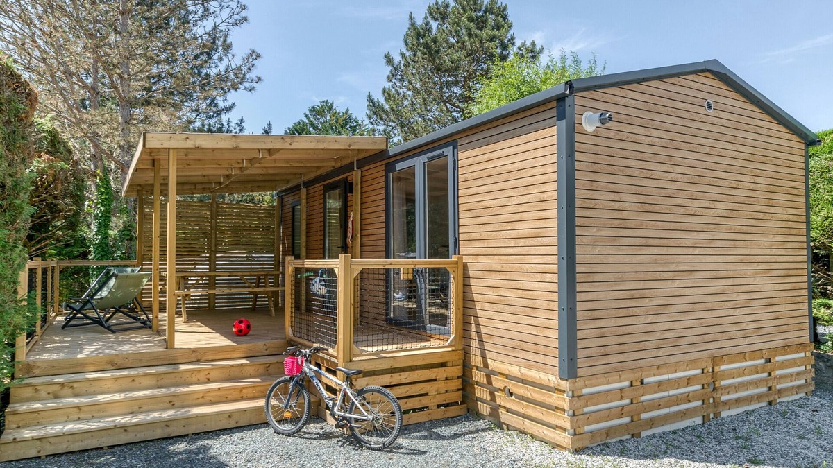 Vaulnaveys-le-Bas RV Rental | Apartment 'Nest 29 N°25' with Mountain View, Wi-Fi and Air Conditioning