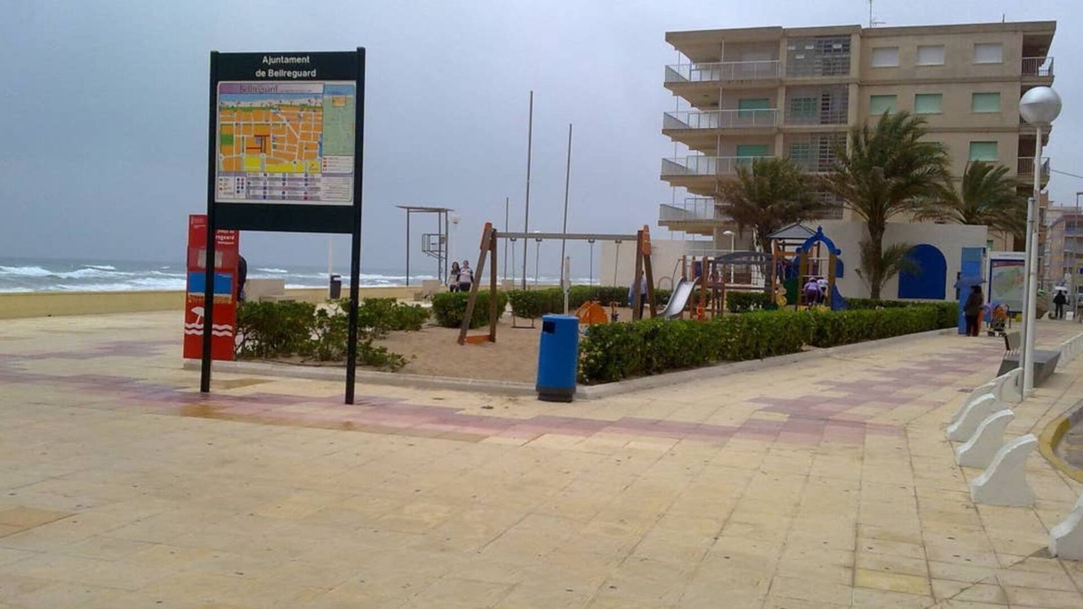Plaza De La Costera Apartment | Apartment, next to gandia and 20 meters from the beach