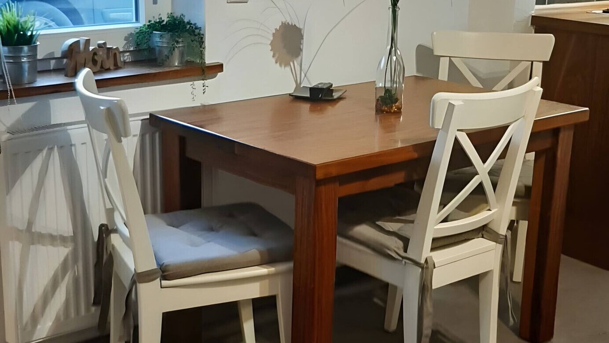 Stedesdorf Apartment | Apartment 'Nordsee - Wattwurm' with Wi-Fi & Garden