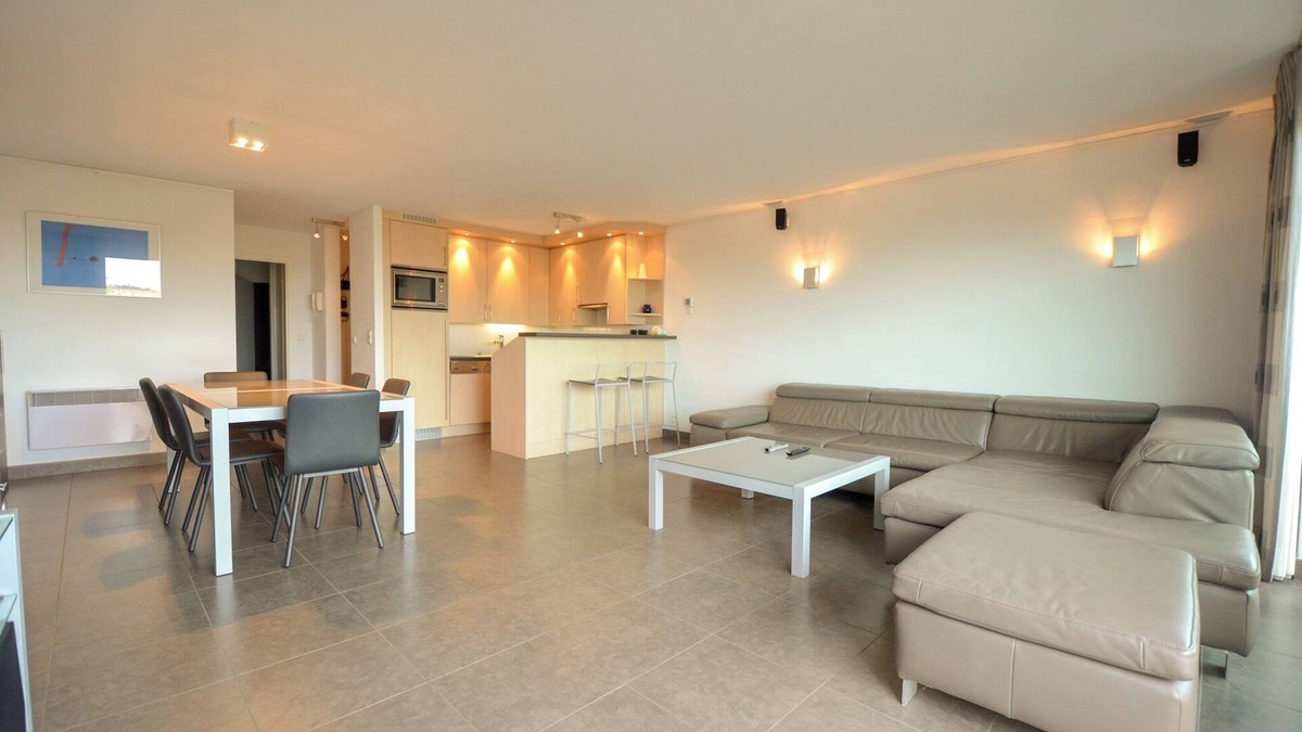 Oostduinkerke-Bad Apartment | Apartment on Belgian Coast with Sea View