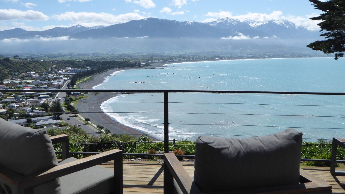 Kaikoura Apartment | Apartment on the Cliff Top