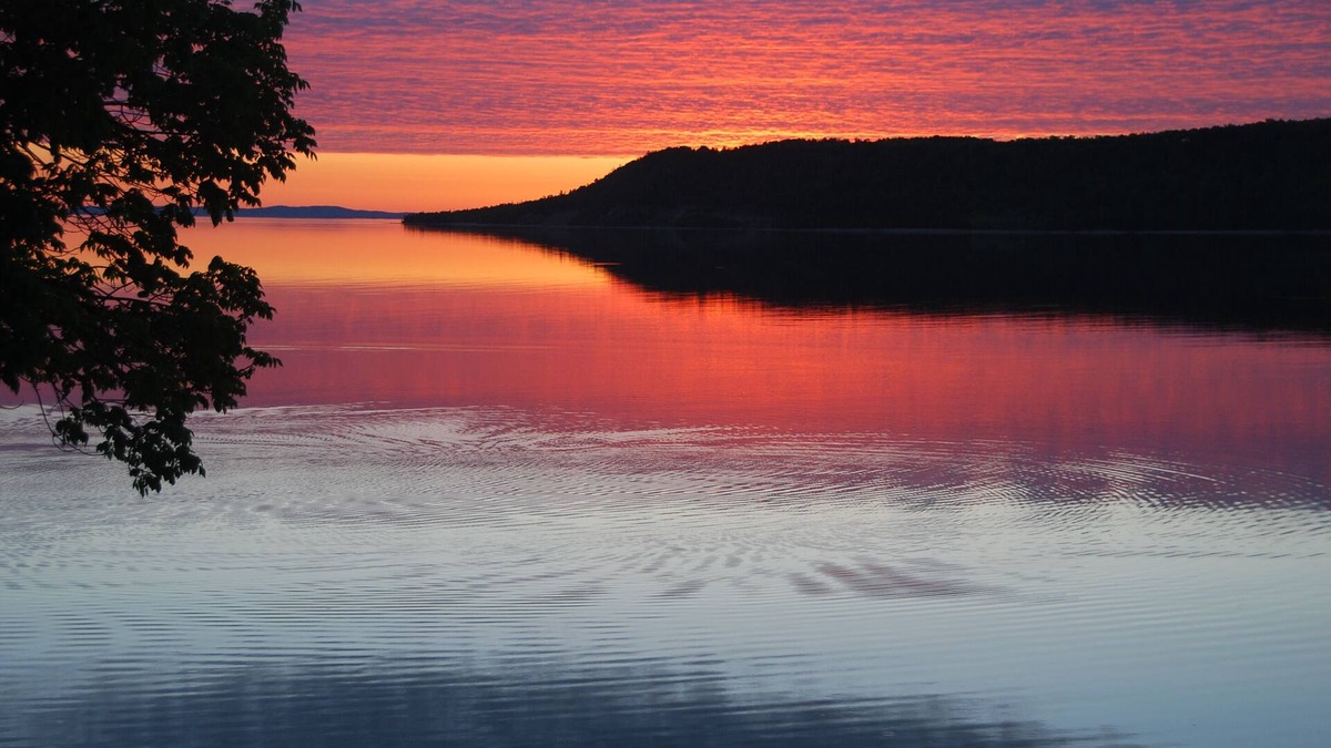 Manitoulin District Apartment | Apartment on the Bay