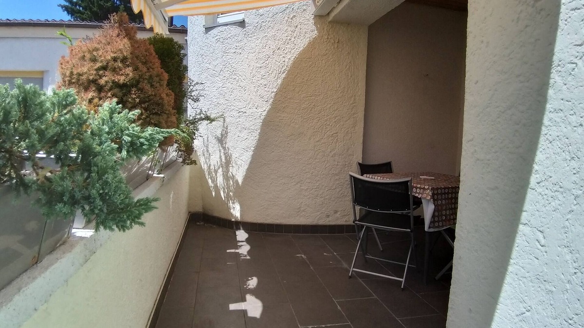 Goeppingen Apartment | Apartment on the ground floor with sunny south-facing balcony near Barbarossa-Therme and center