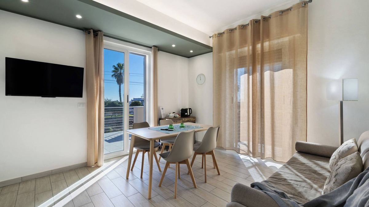 Loano Apartment | Apartment 'Orizzonte' with Private Terrace, Wi-Fi and Air Conditioning