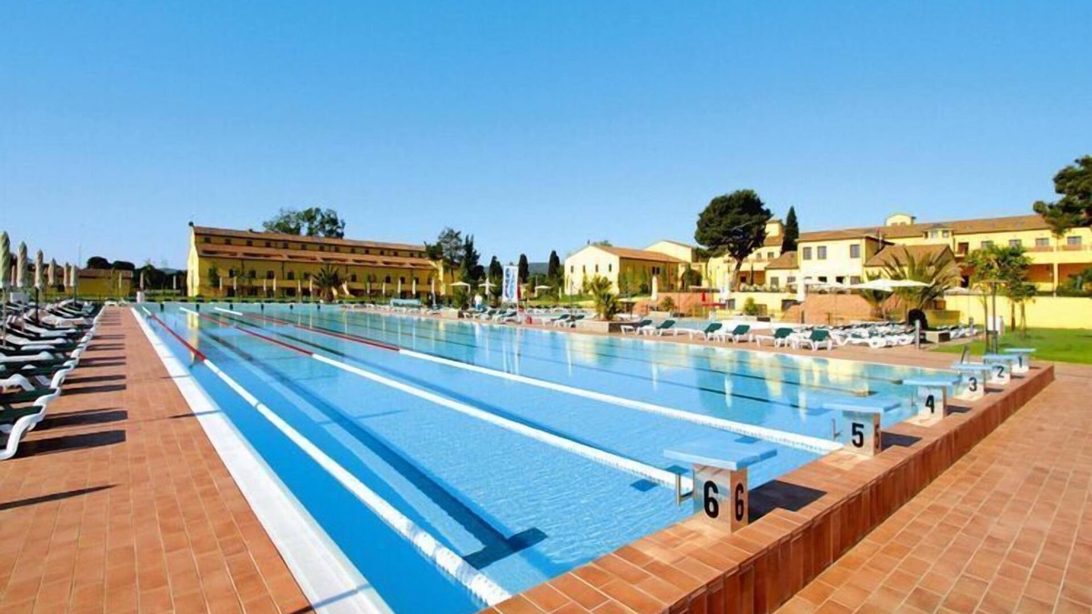 Piombino Apartment | Apartment Overlooking Piombino Beach