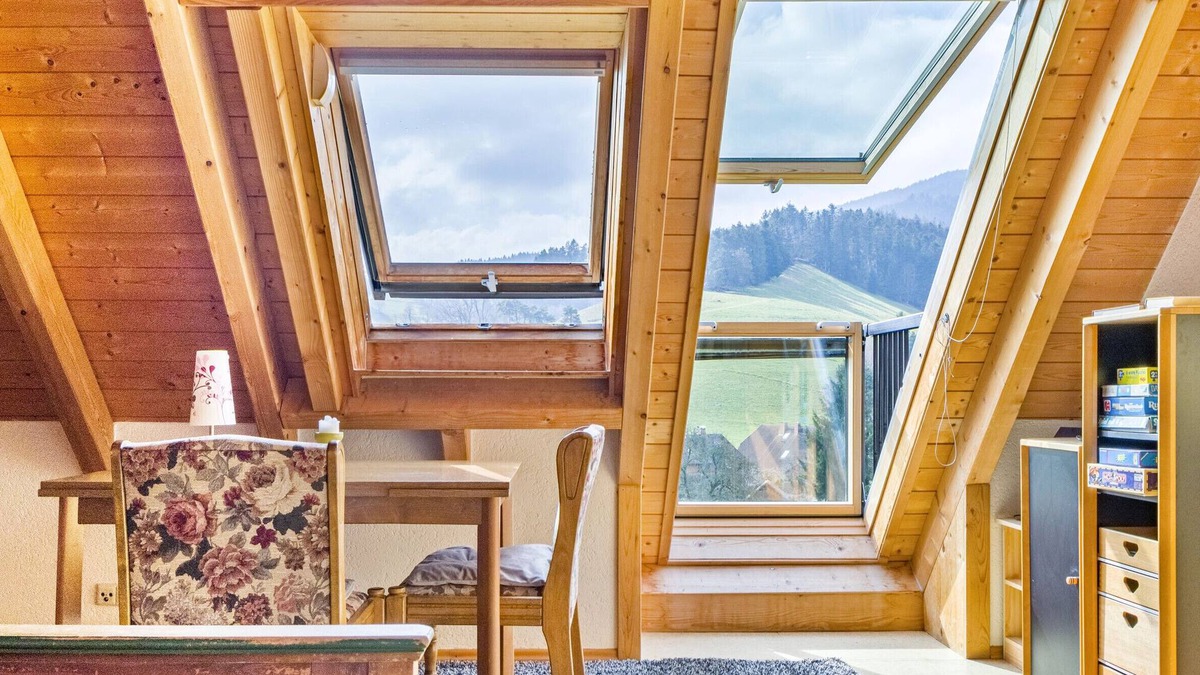 Kirchzarten Apartment | Apartment 'Pfisterhof' with Wi-Fi
