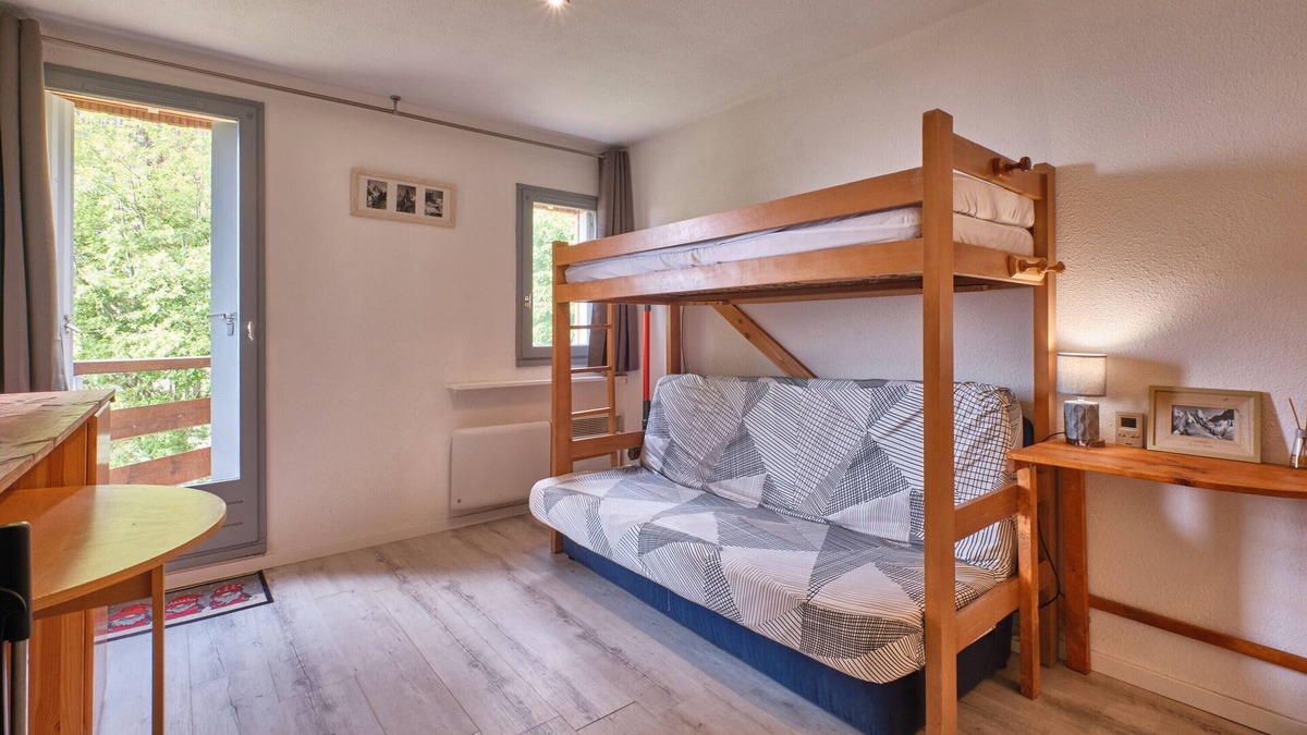 Prapoutel Apartment | Apartment 'Prapoutel Pied Des Pistes' with Mountain View and Balcony