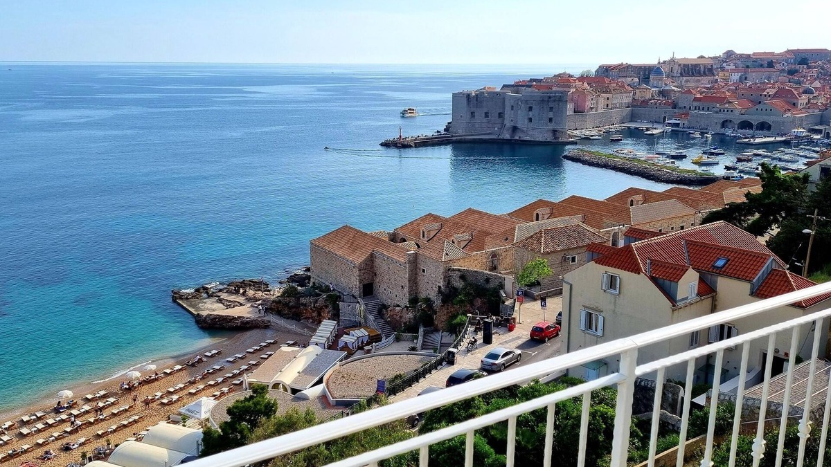 Ploce Apartment | *Apartment Primavera with stunning views of Old Town and sea