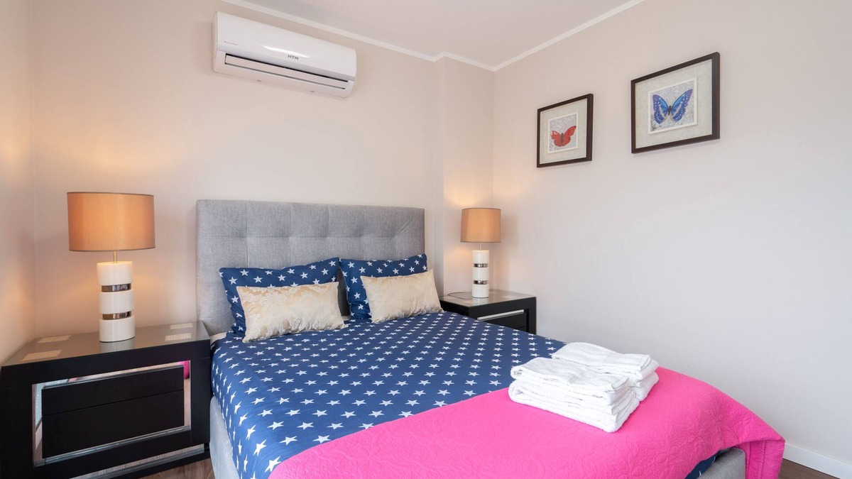 Vila Nova de Gaia Apartment | Apartment Qian Av. Republic