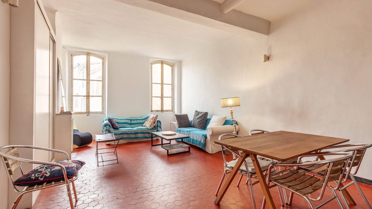Les Grands Carmes Apartment | Apartment 'Quartier Historique The Place To Be'