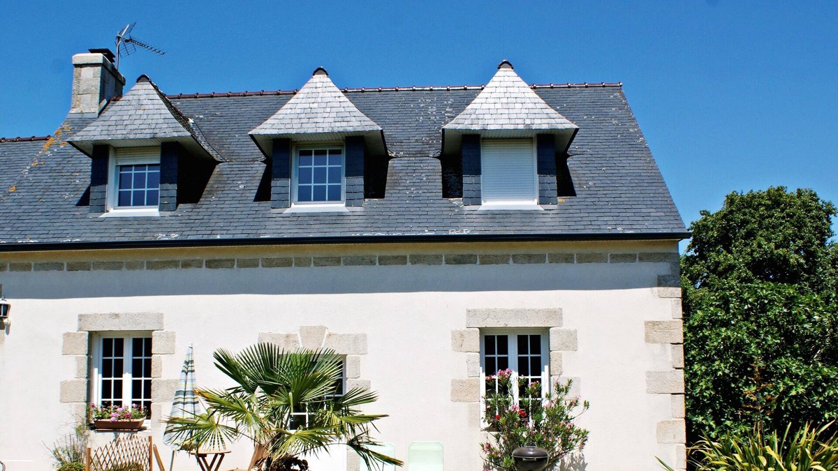 Ploneour-Lanvern Apartment | Apartment quiet, rural setting not far from the sandy beaches