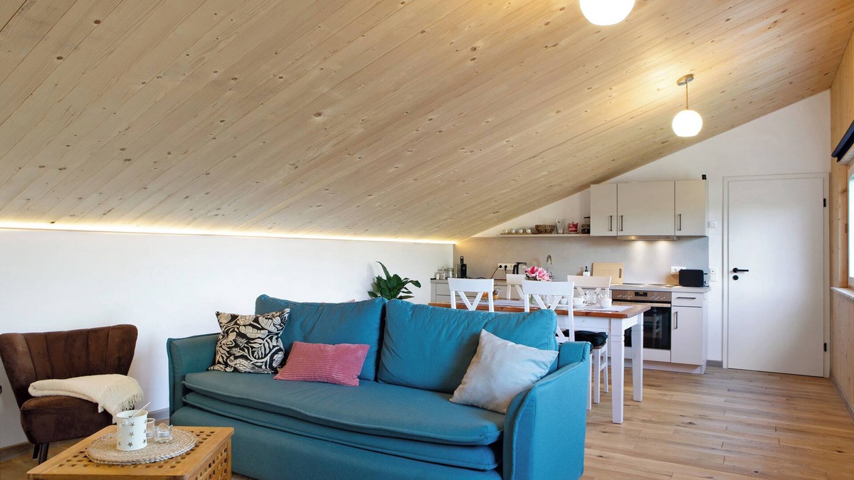 Schlitz Apartment | Apartment 'Refugium Aus Vollholz' with Mountain View, Shared Garden and Wi-Fi