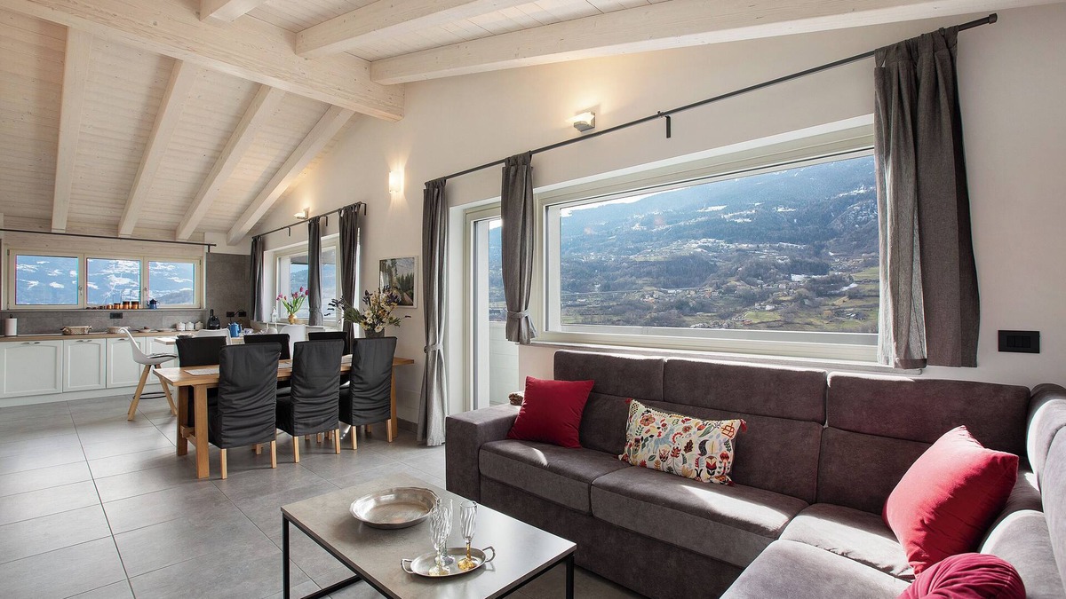 La Cretaz-Roisan Apartment | Apartment 'Residence Soleluna - Loft Sirio' with Mountain View, Private Terrace and Wi-Fi