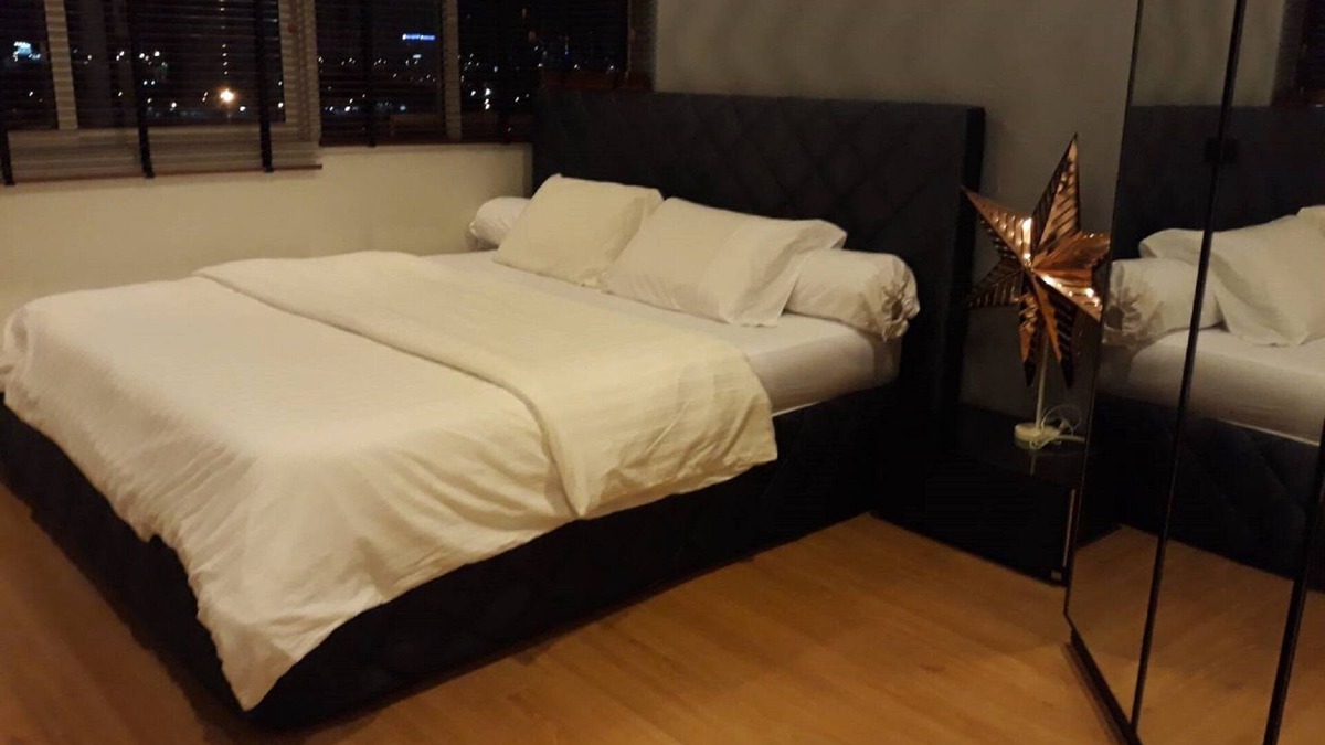 Wat Bowon Niwet Apartment | Apartment residence (Condominium)