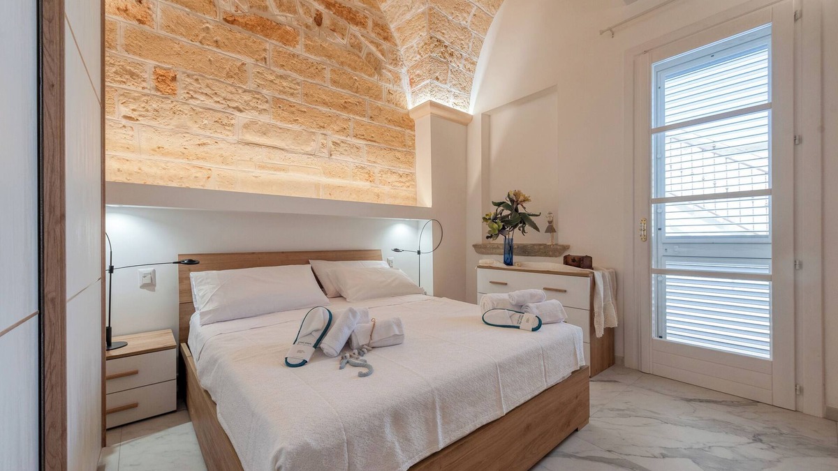 Squinzano Apartment | Apartment 'Rosy' with Private Terrace, Wi-Fi and Air Conditioning
