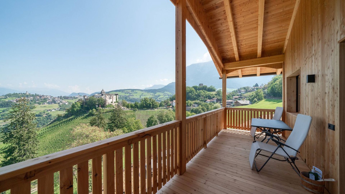 Fie allo Sciliar Apartment | Apartment "Schlosshof Hoamat" with Mountain View, Terraces & Wi-Fi