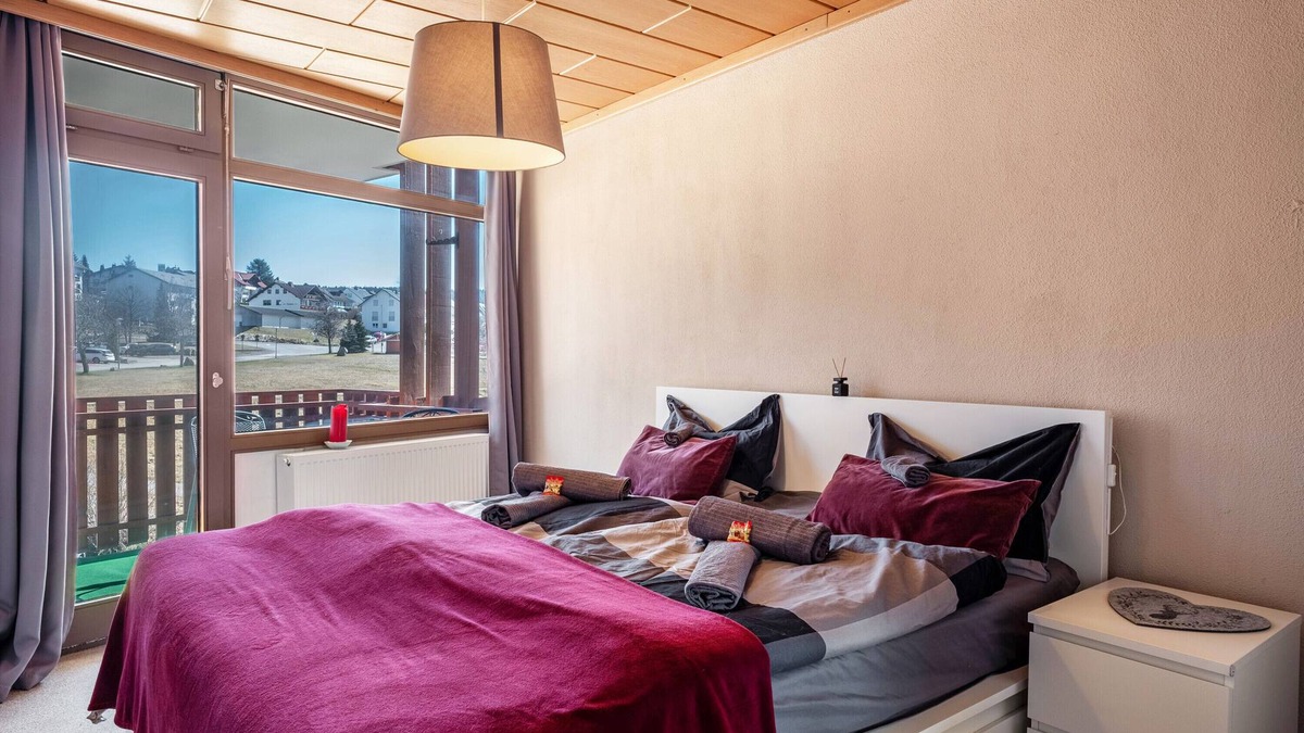 Schluchsee Apartment | Apartment 'Schluchseetraum' with Shared Garden, Balcony and Wi-Fi