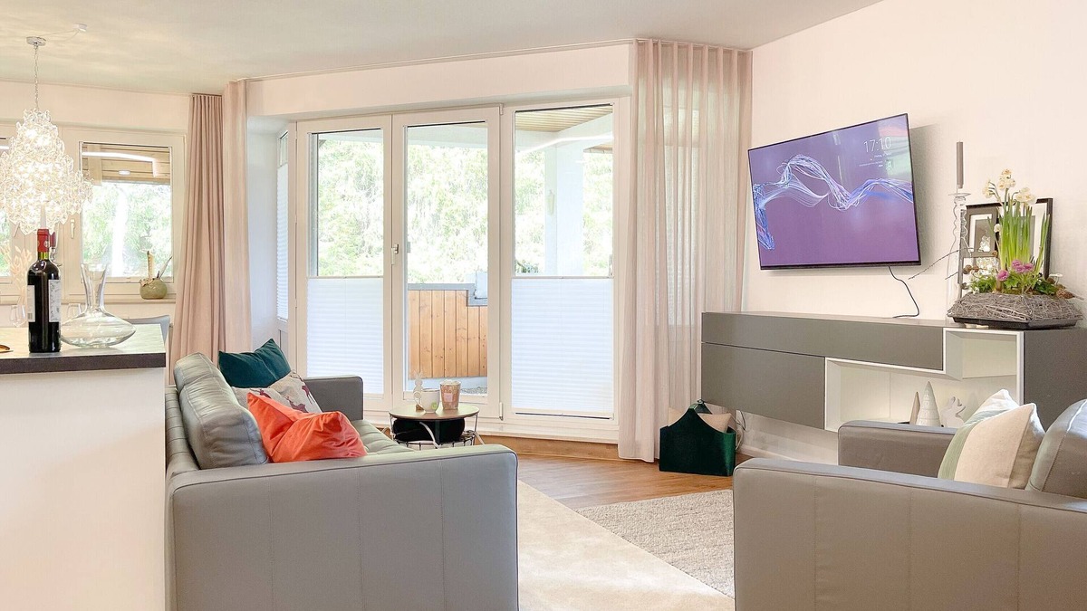 Saig Apartment | Apartment 'Schwarzwald Top' with Private Terrace, Shared Garden and Wi-Fi