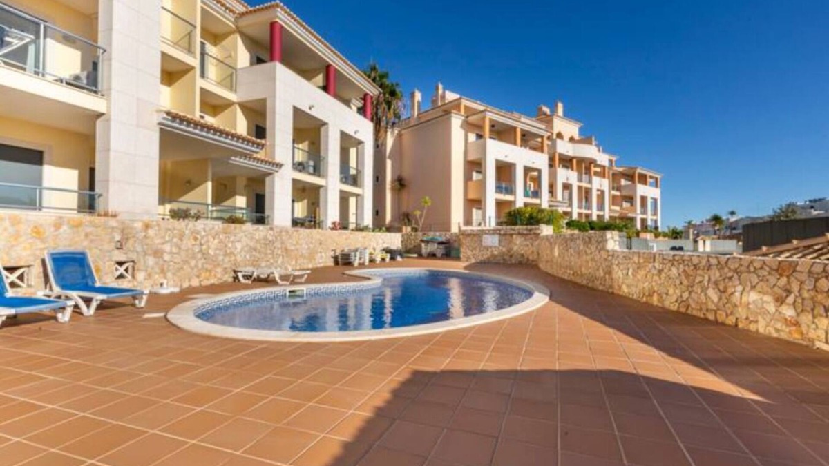 Olhos D'Agua Condo | Apartment, sea view, pool 400m to the beach Olhos de Agua, Albufeira