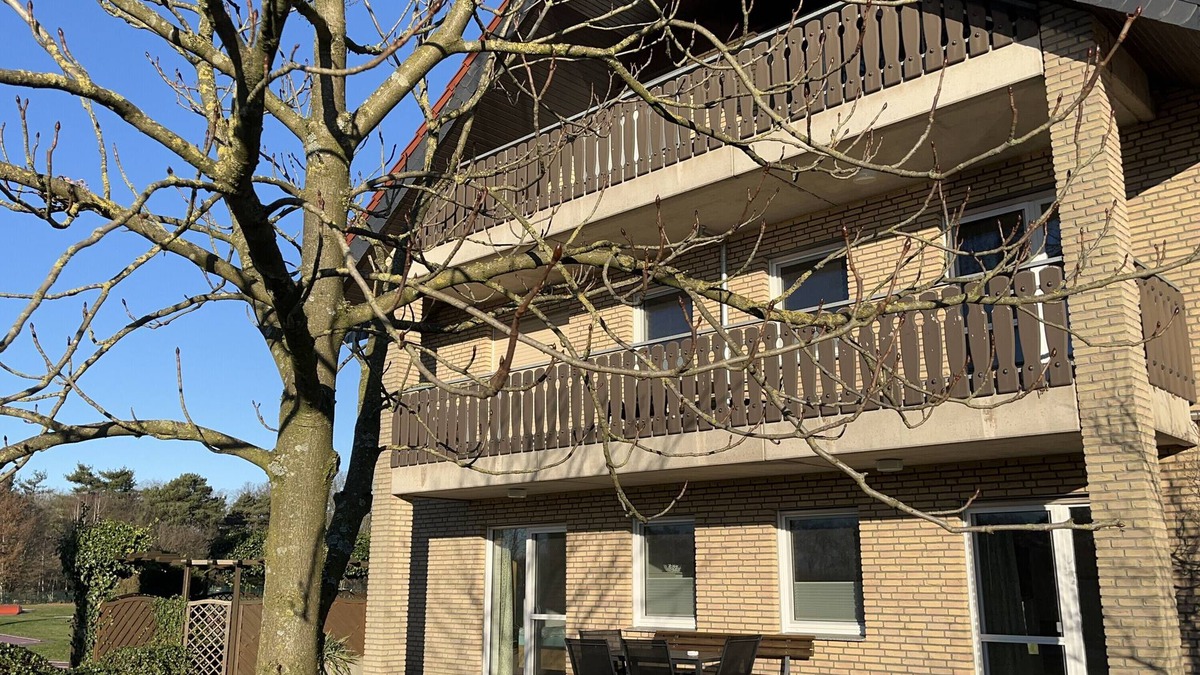 Versmold Apartment | Apartment 'Seeblick' with Balcony and Wi-Fi