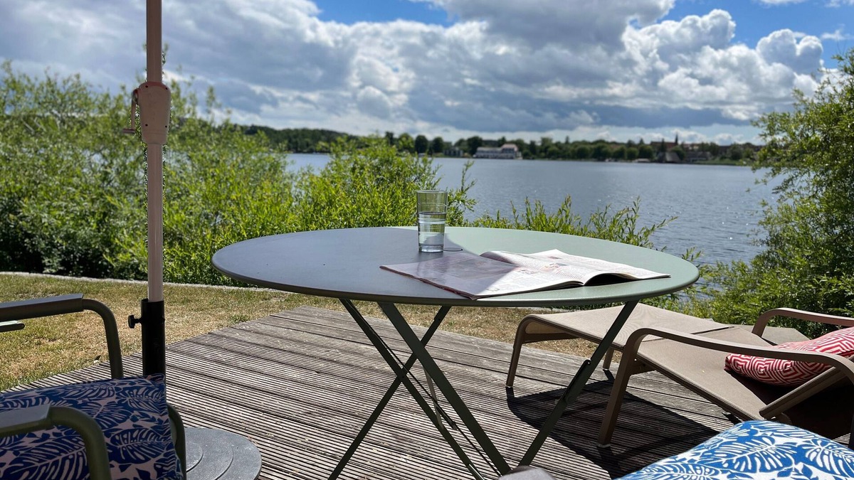 Krakow am See Apartment | Apartment Serrahn directly at the lake *garden *terrace*dog - Serrahn