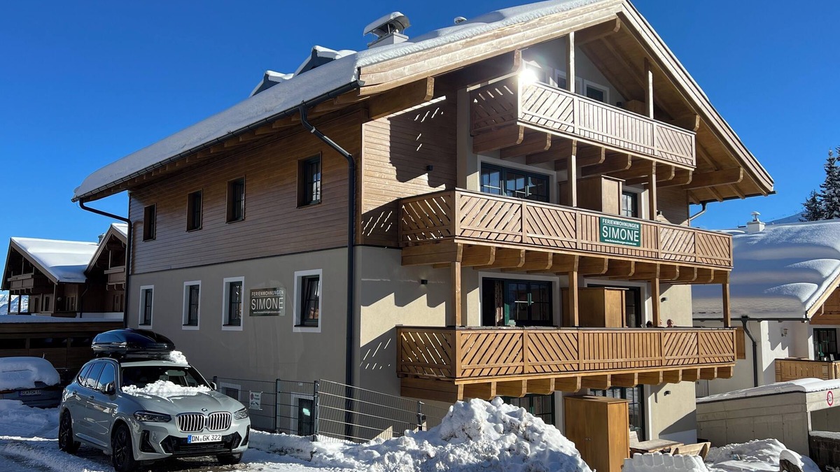 Konigsleiten Apartment | Apartment Simone in the hiking and skiing paradise Königsleiten/Zillertal