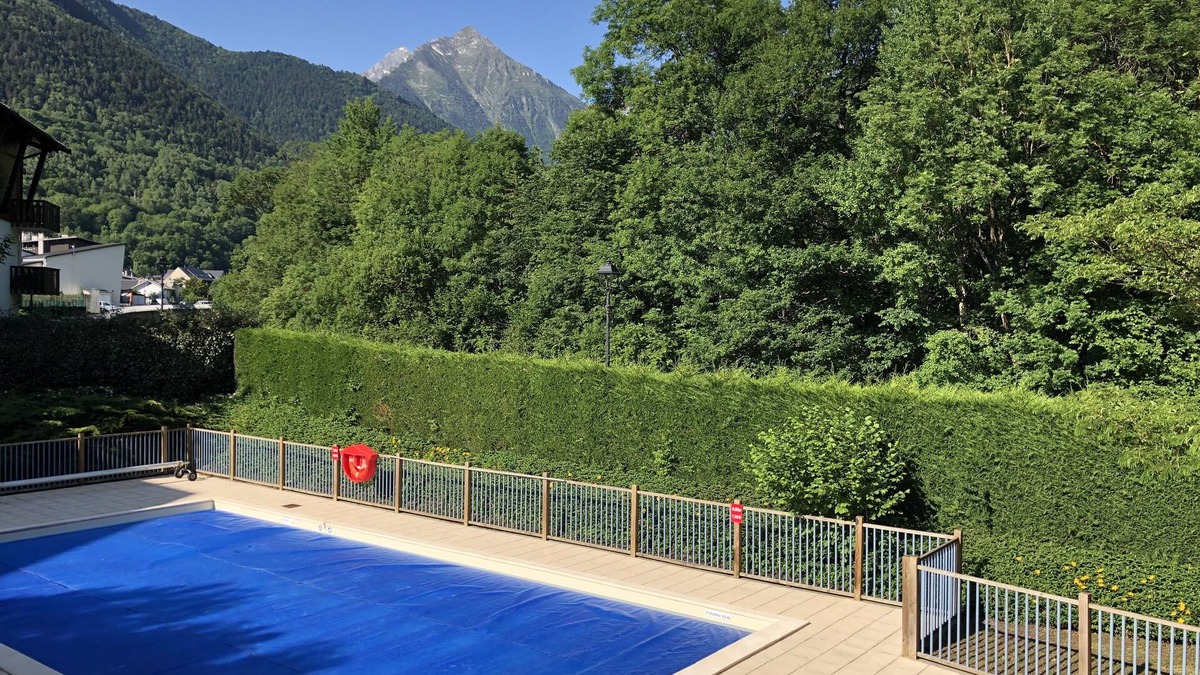 Saint-Lary-Soulan Apartment | Apartment sleeps 4 Immediate access - cable car - thermal baths - town center