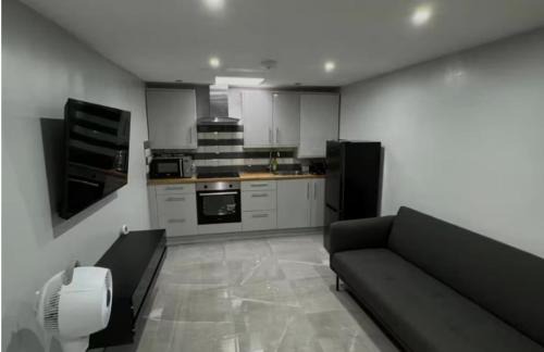 North End Apartment | Apartment-Sleeps3-Parking-Internet