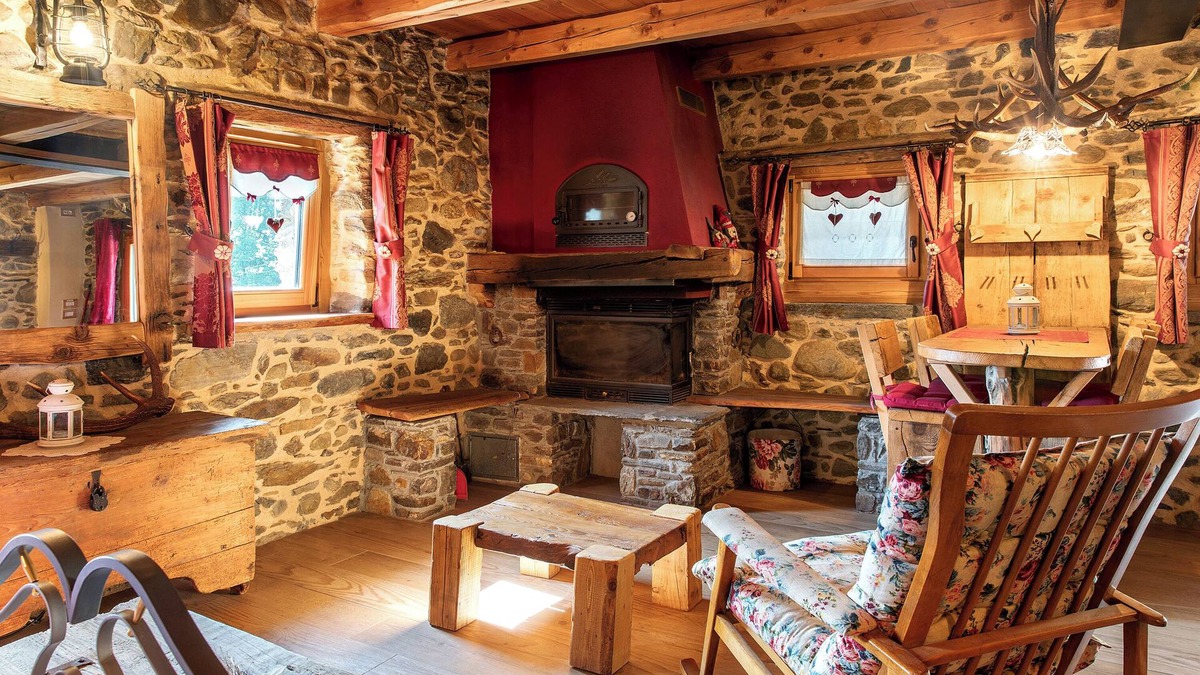 Monno Apartment | Apartment 'Soggiorno Con Camera Deluxe' with Mountain View, Private Terrace and Private Garden