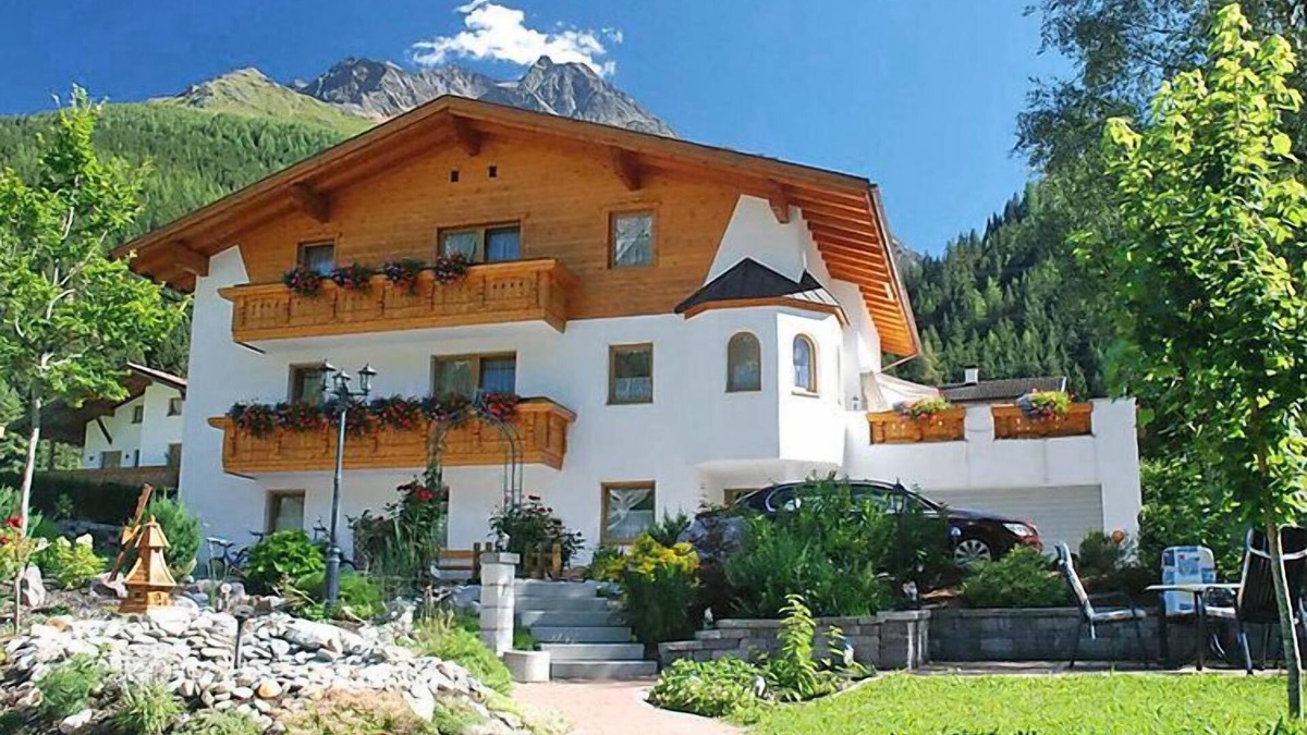 Pettneu am Arlberg Apartment | Apartment Stark by Interhome
