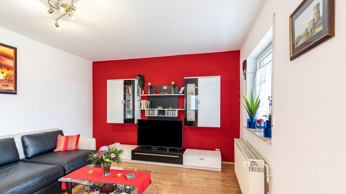 Bad Vilbel Apartment | Apartment 'Storchennest Bad Vilbel' with Private Terrace, Shared Garden and Wi-Fi