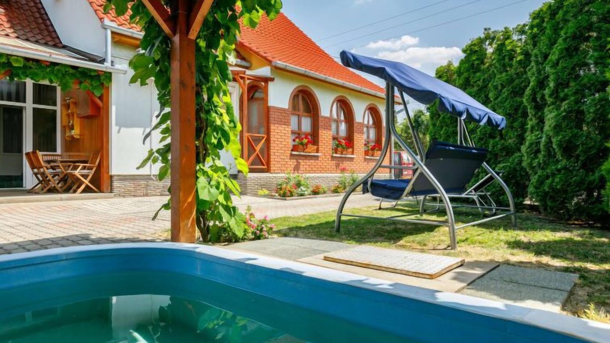 Balatonszarszo Apartment | Apartment Swing by Interhome