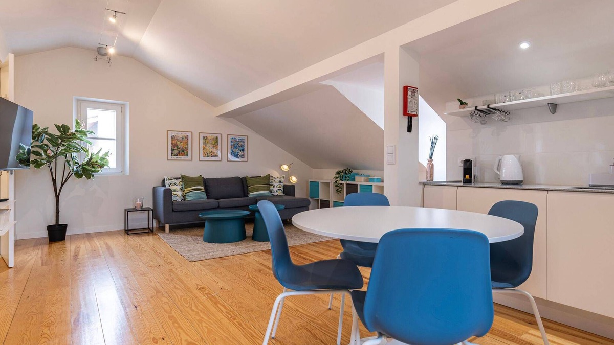 Paco De Arcos Apartment | Apartment T1 60m2, 1 bedroom at Paço de Arco