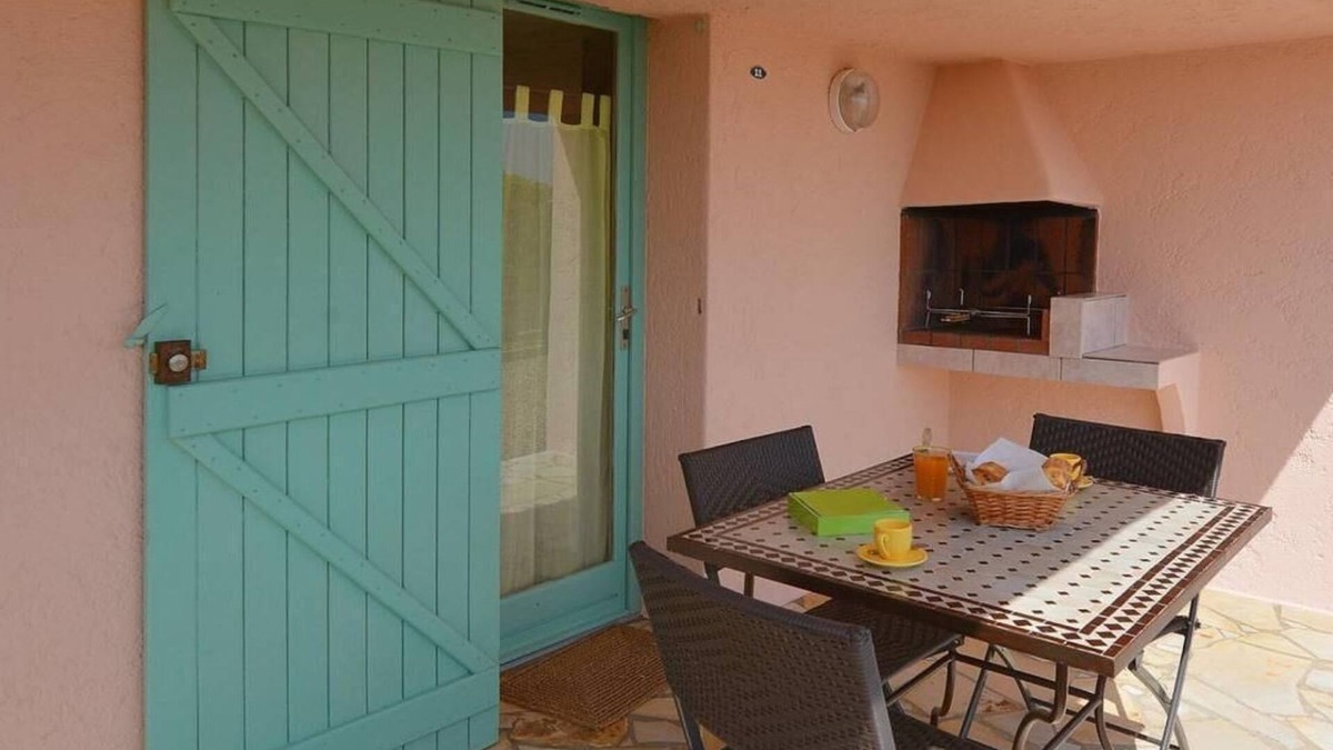 Porto-Vecchio Apartment | Apartment T2 35 square meters 2 people