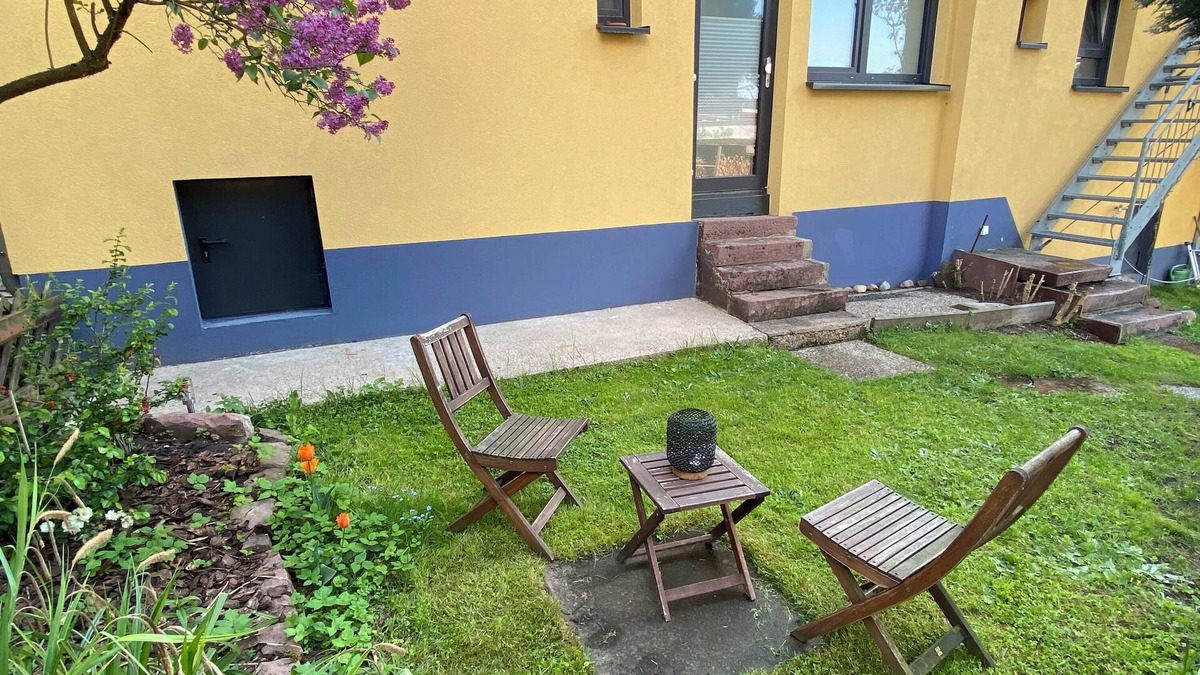 Conweiler Apartment | Apartment Talblick with Garden & Wi-Fi
