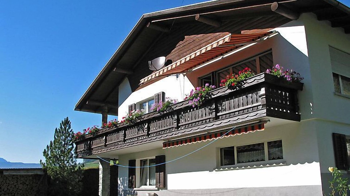Alvaschein Apartment | Apartment Tanno by Interhome