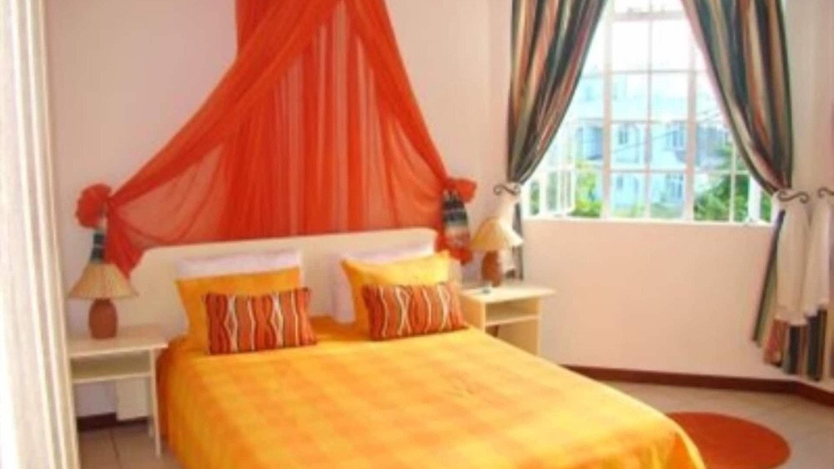 Grand-Baie House | Apartment tastefully decorated in the heart of GrandBay