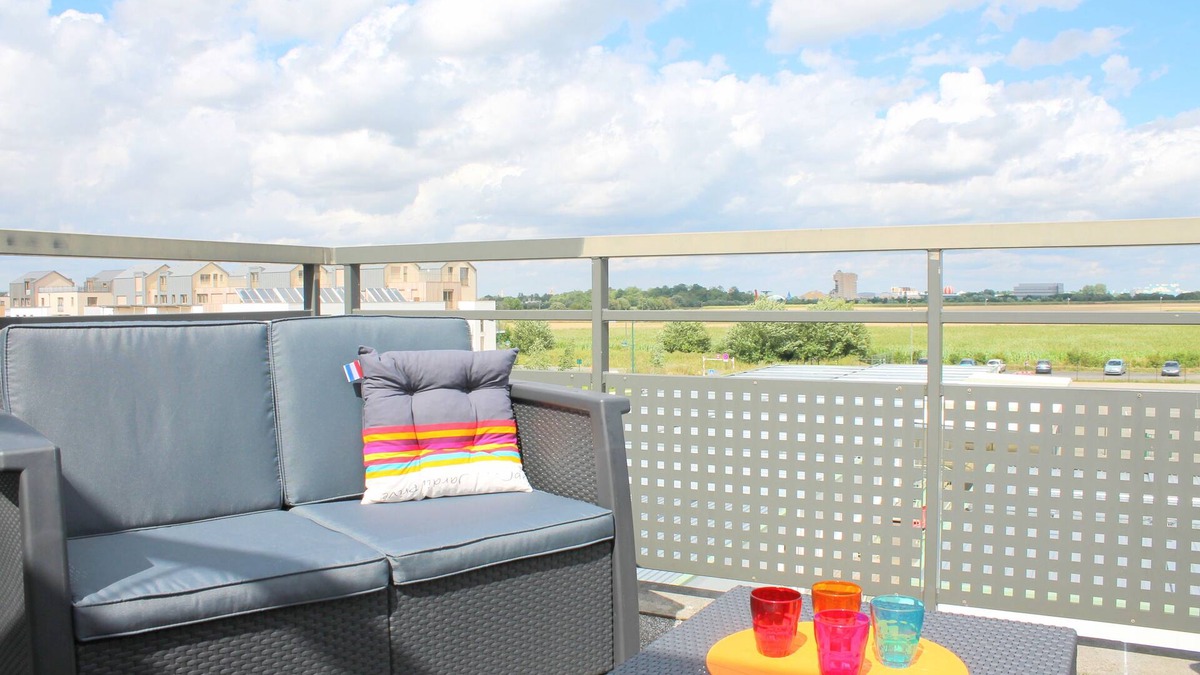 Montevrain Apartment | Apartment/Terrace Amazing Views of Disneyland Park! (DISNEY 2)