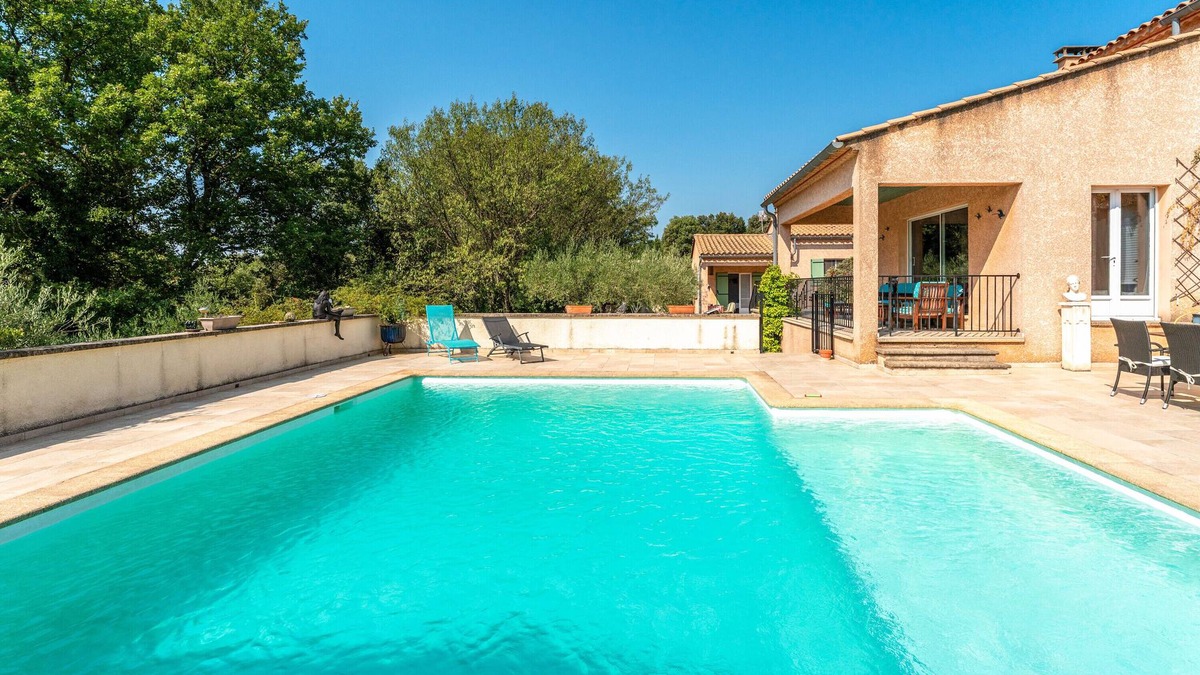 Vallabrix Apartment | Apartment 'Terrace Pool' with Wi-Fi